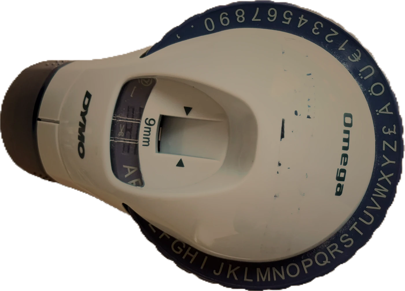 A Dymo Omega label maker, photographed from directly above